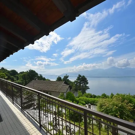 Chalet In Trarego With Lake Maggiore View, Cleaning Included Casa vacanze Trarego Viggiona