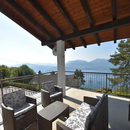 Chalet In Trarego With Lake Maggiore View, Cleaning Included * Trarego Viggiona
