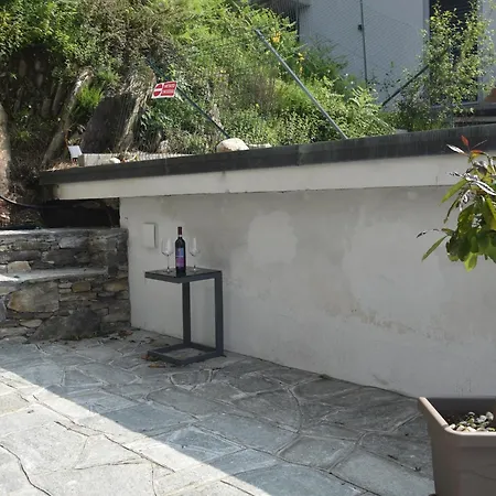 Casa vacanze Chalet In Trarego With Lake Maggiore View, Cleaning Included *