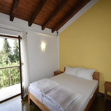 Casa vacanze Chalet In Trarego With Lake Maggiore View, Cleaning Included Trarego Viggiona